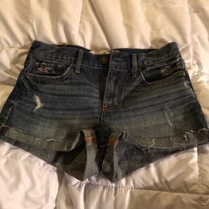 Medium wash shorts